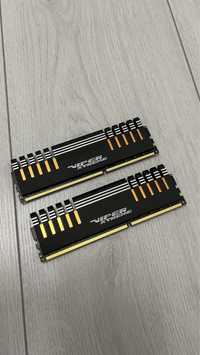 Оперативна память 4 Gb DDR 3