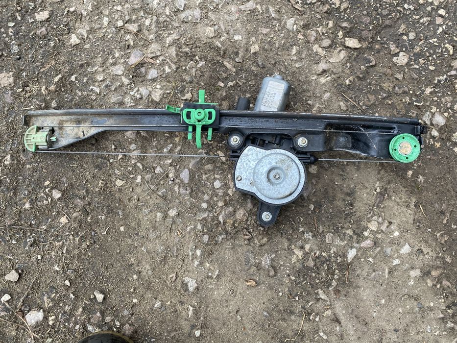 Fiat Punto 2 mechanizm szyby prawy przod 5-drzwi