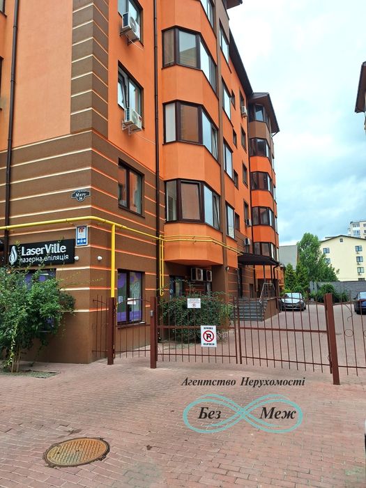 Продаж 1 кім квартири в ЖК Волошковий 40 м2, Миру 16, без ремонту