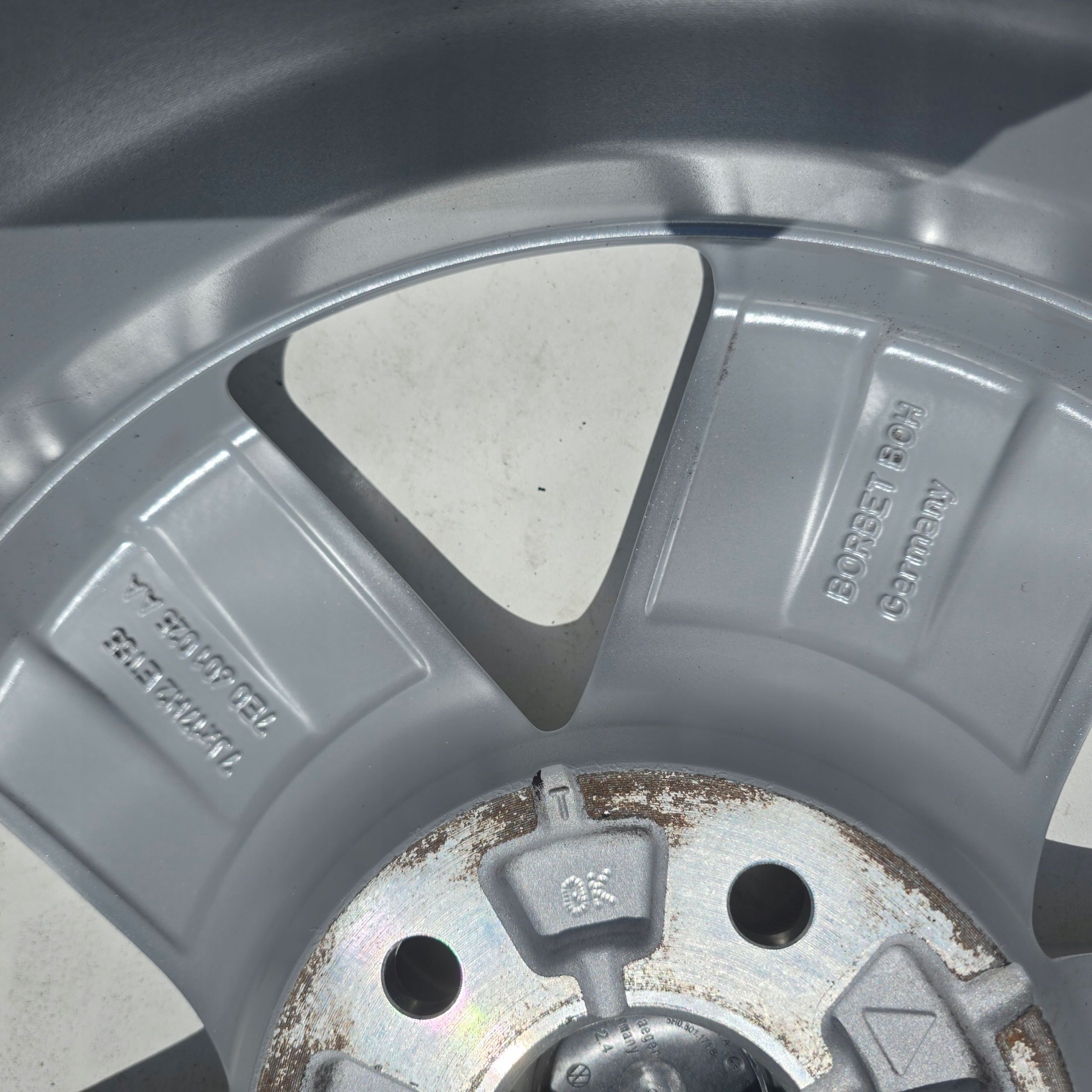 VW T6 T5 Multivan 5x120 7.0J 17'' ET55 4X