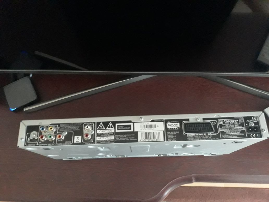 DVD Pionier DV-400V kompletny,uszkodzony.