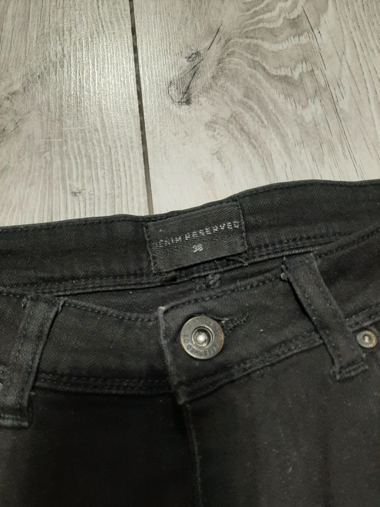 Czarne jeansy - Reserved | Rozmiar: 38