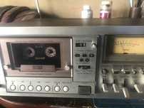 Продам деку Hitachi D-980M