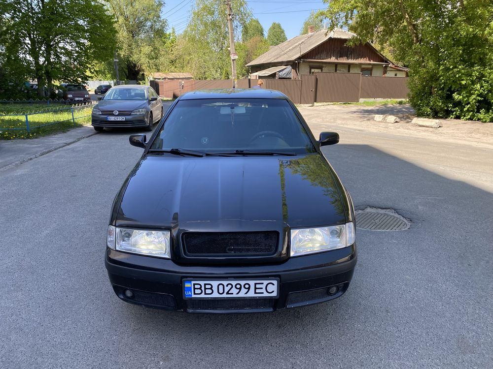 Skoda octavia tour 1.8T автомат