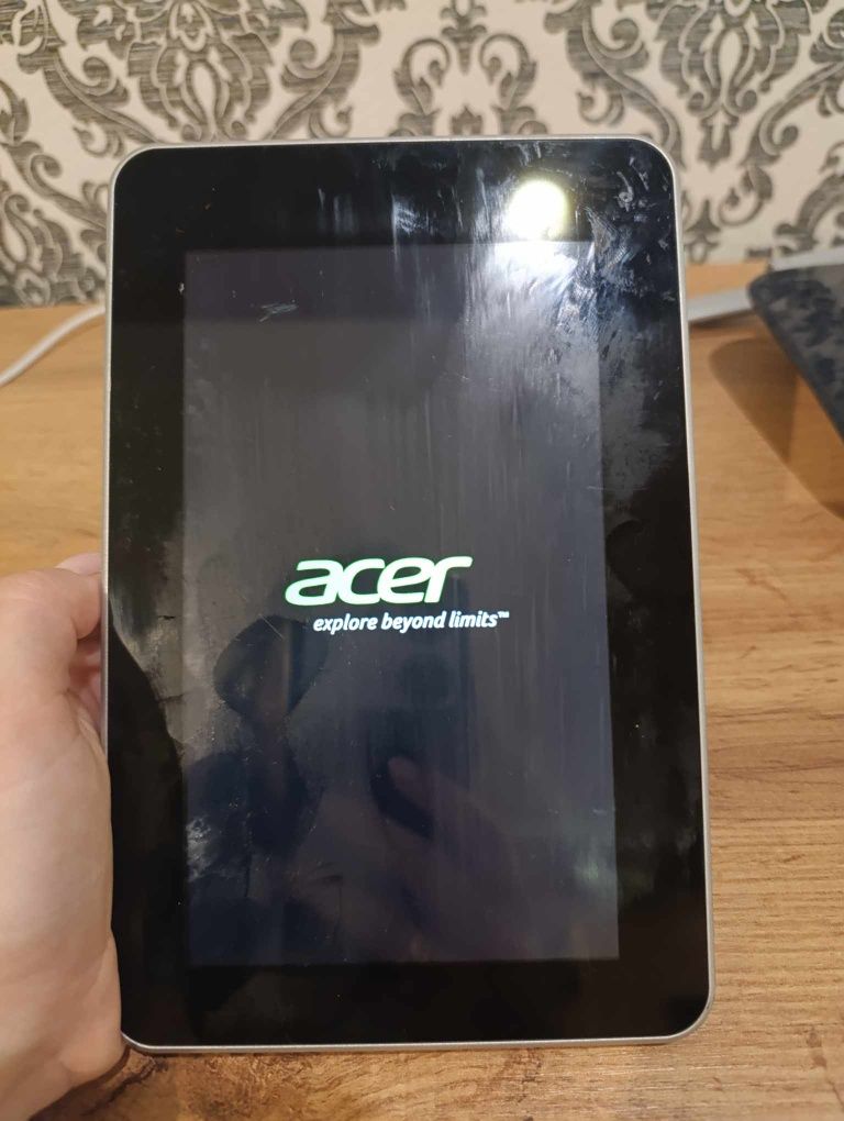 Продам планшет ACER