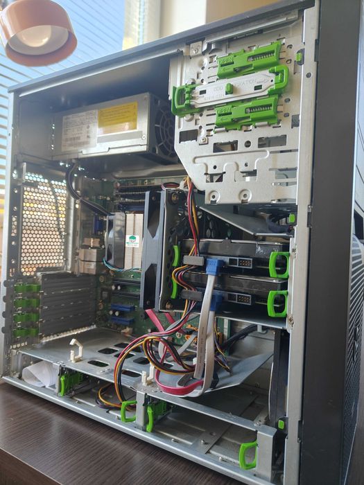 FUJITSU Server Primergy TX100 S3