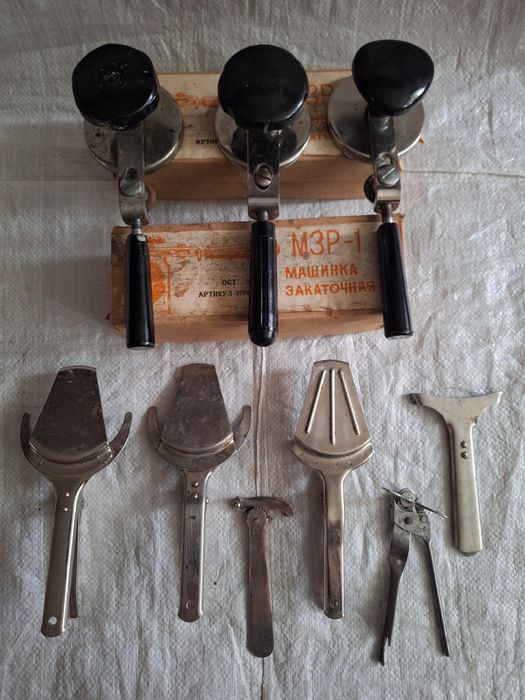 Машинка закаточная для консервирования крышки