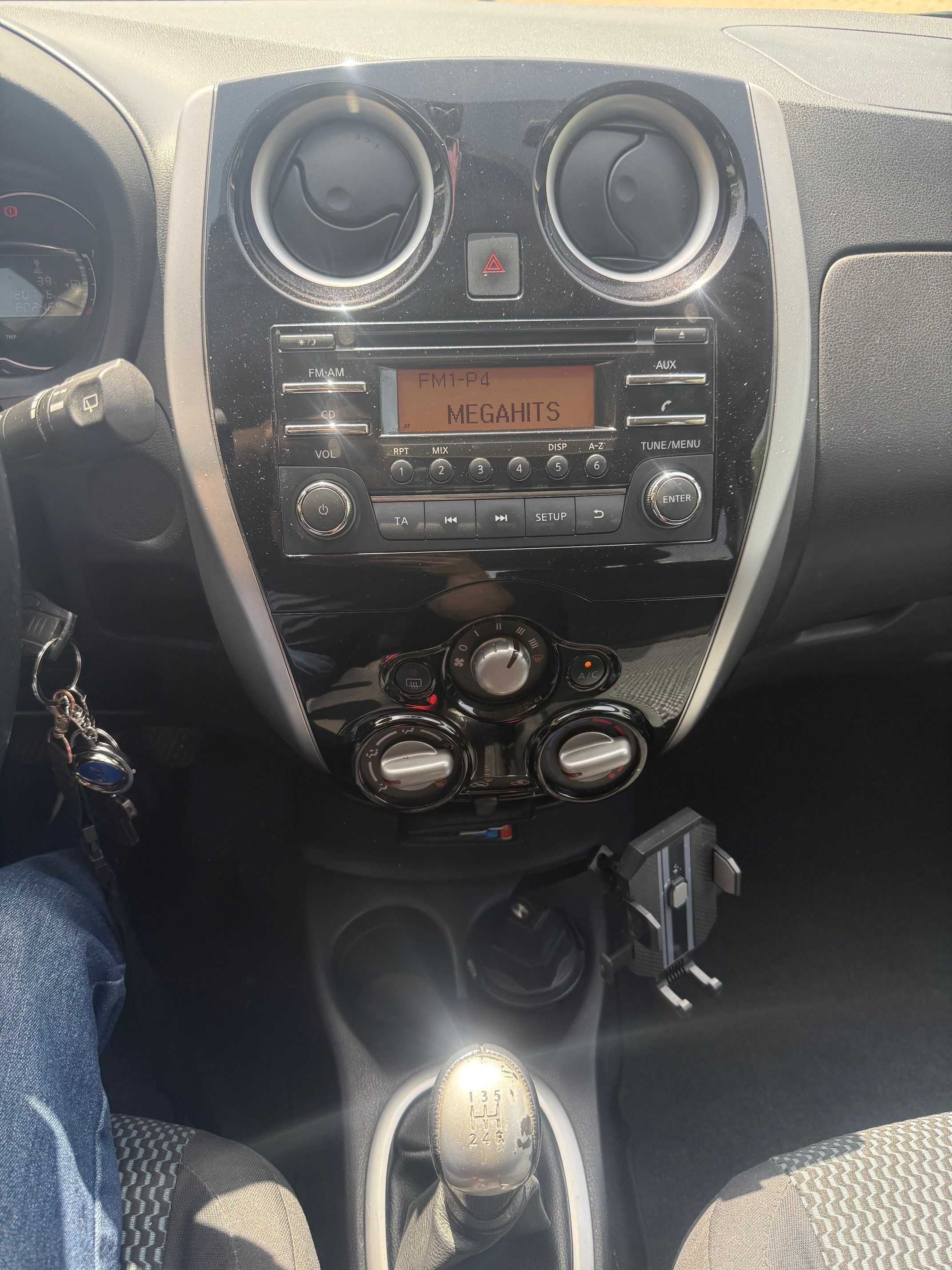 Nissan Note 1.2  - muito estimado