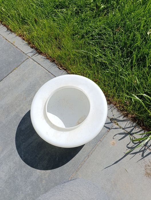 Klosz do lampy łazienkowej