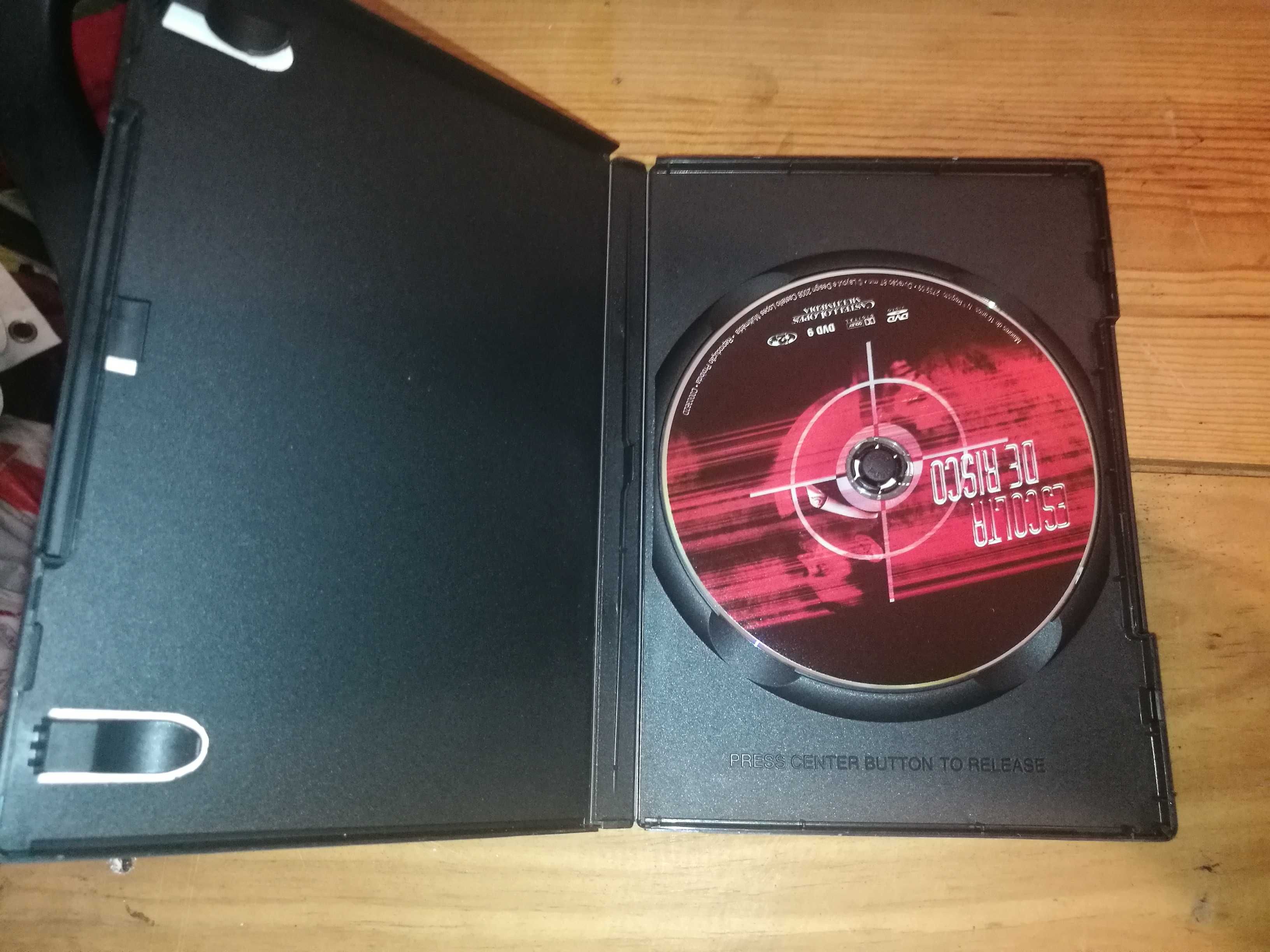 ESCOLA DE RISCO	DVD (legendagem em Português)