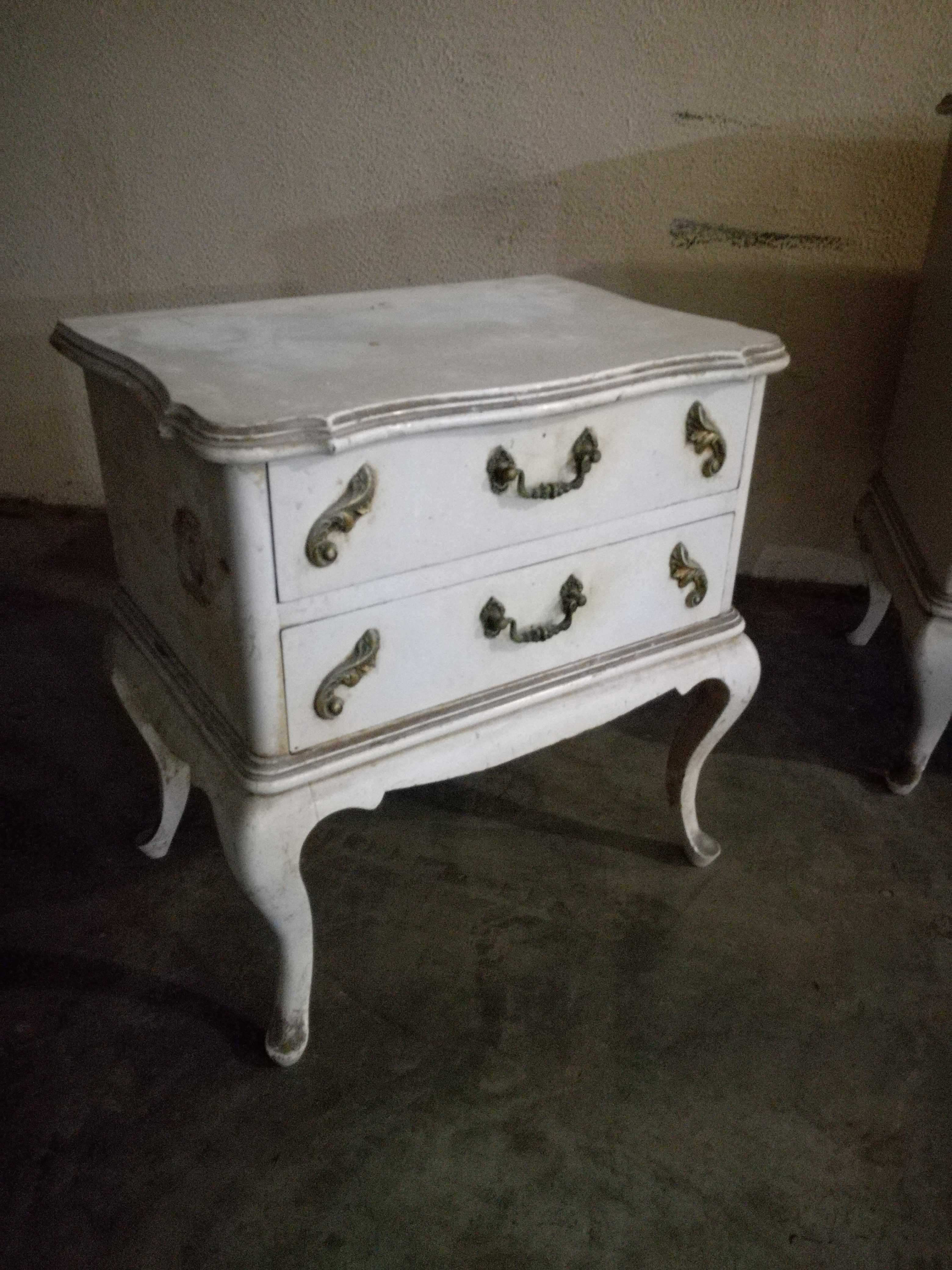 Moveis Queen Anne