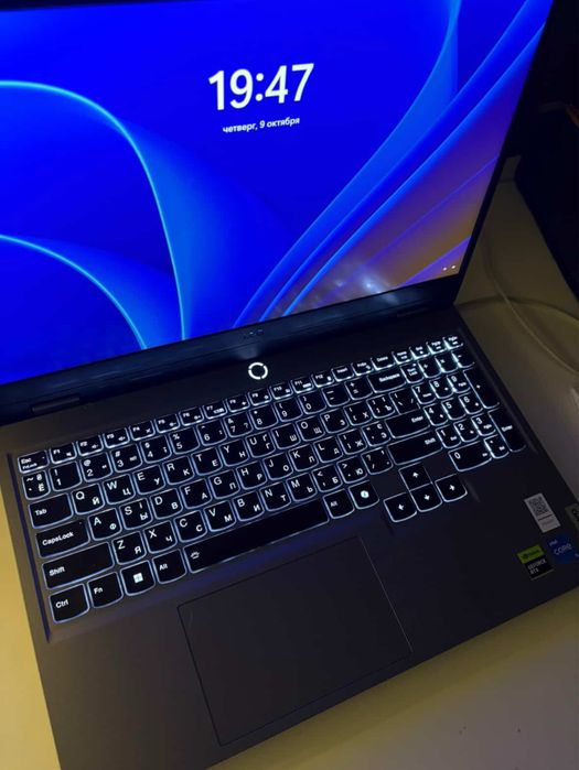 Ігровий ноутбук Lenovo LOQ 15IAX9 (83GS00JPRA)