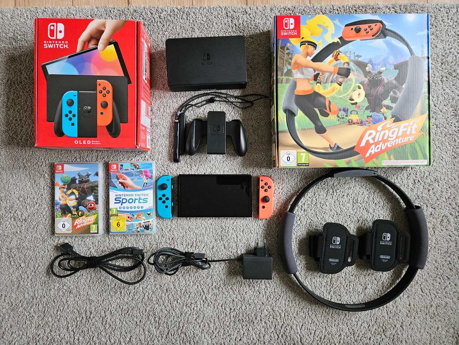Sprzedam konsolę Nintendo Switch OLED + gry i akcesoria