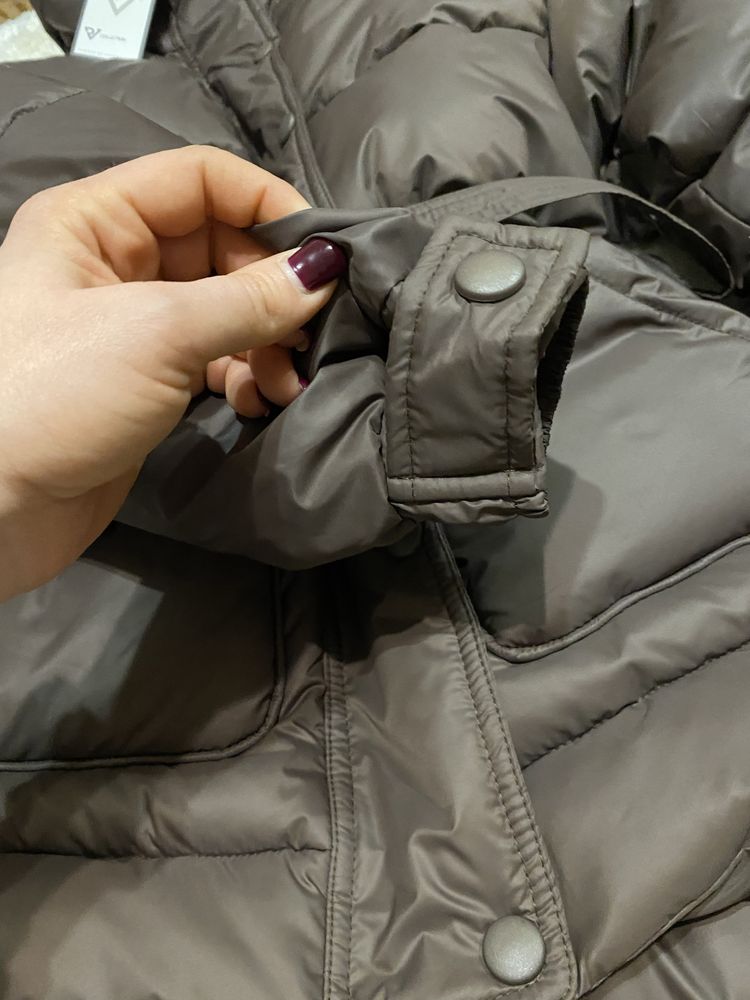 Продаю дуже стильну куртку люксова содель max mara