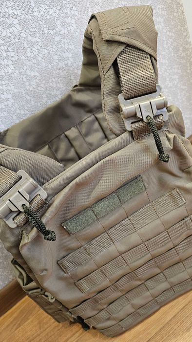 Жилет чоловічий швидкий скид берці талани рюкзак рпс черевики