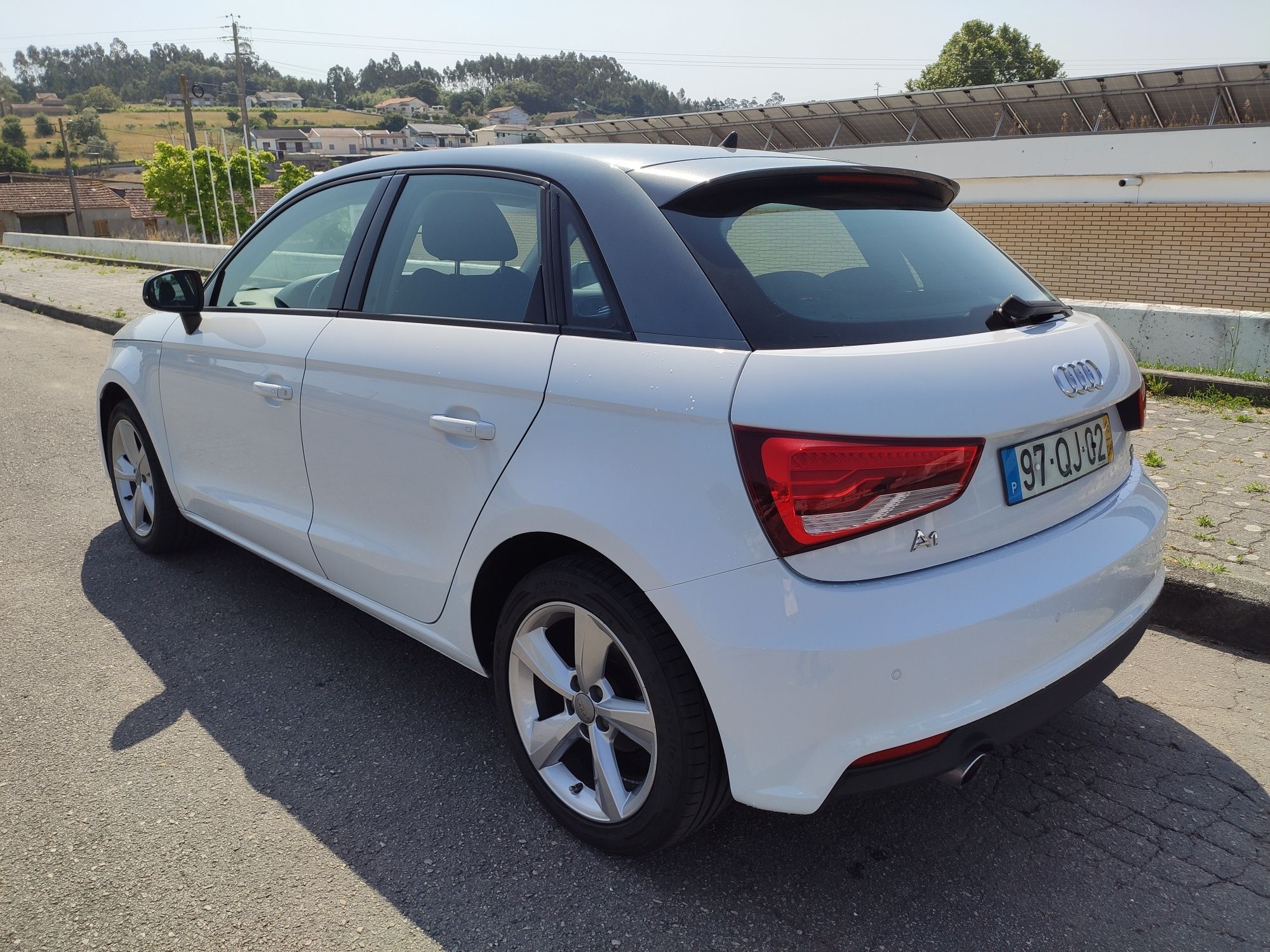 Audi A1 1.4 tdi  2015