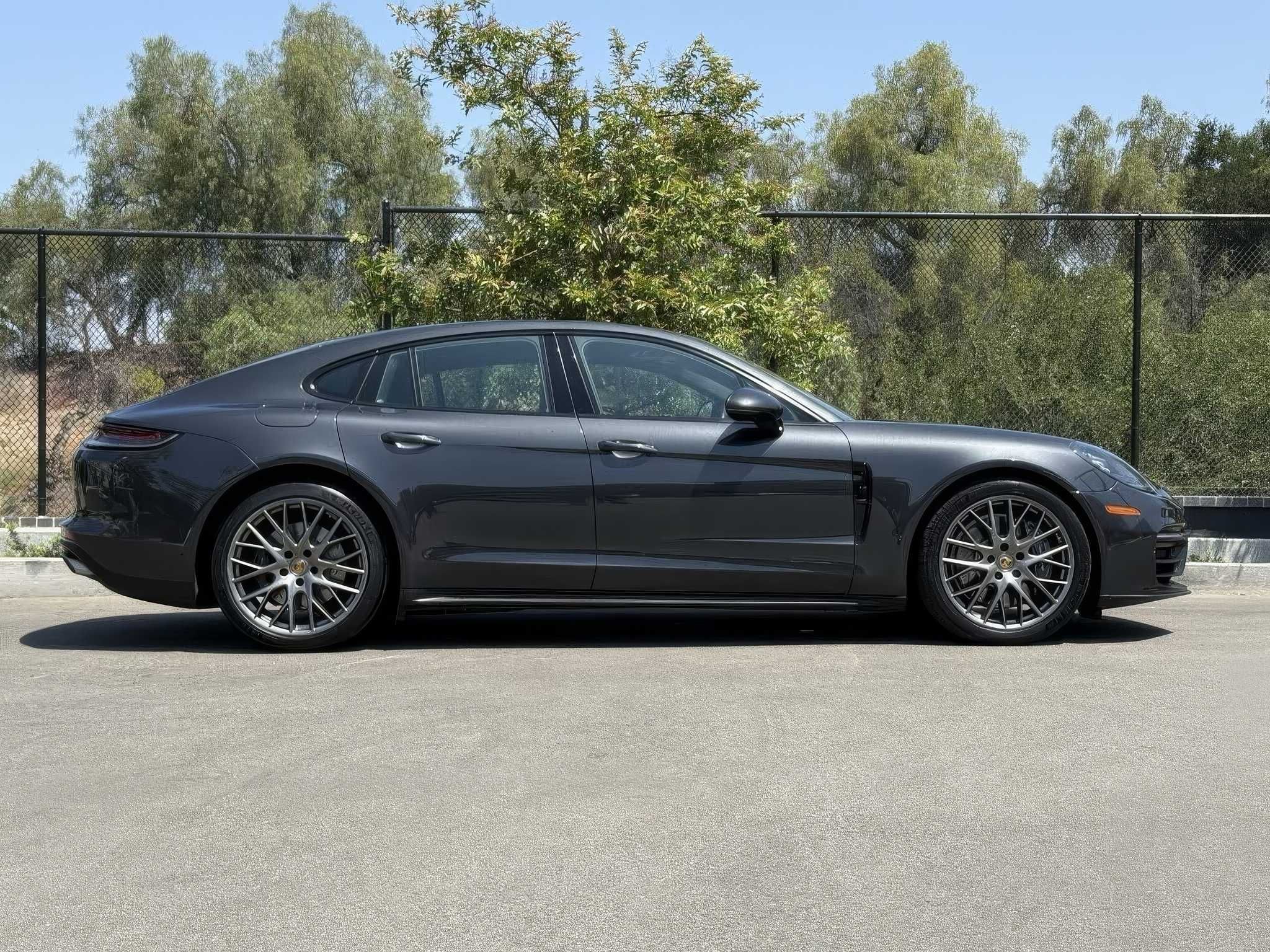 2021 Porsche Panamera