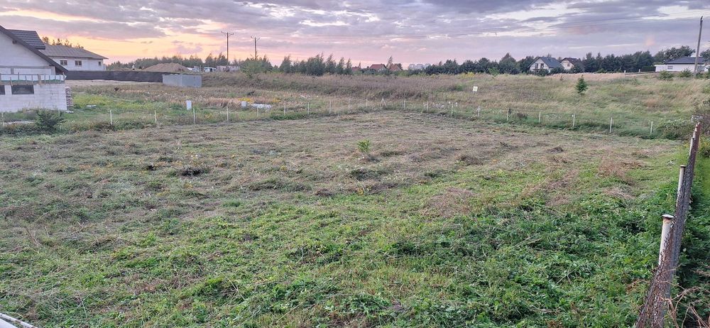 Ogrodzona działka z warunkami zabudowy 15,82 ara przy ul. Polnej.