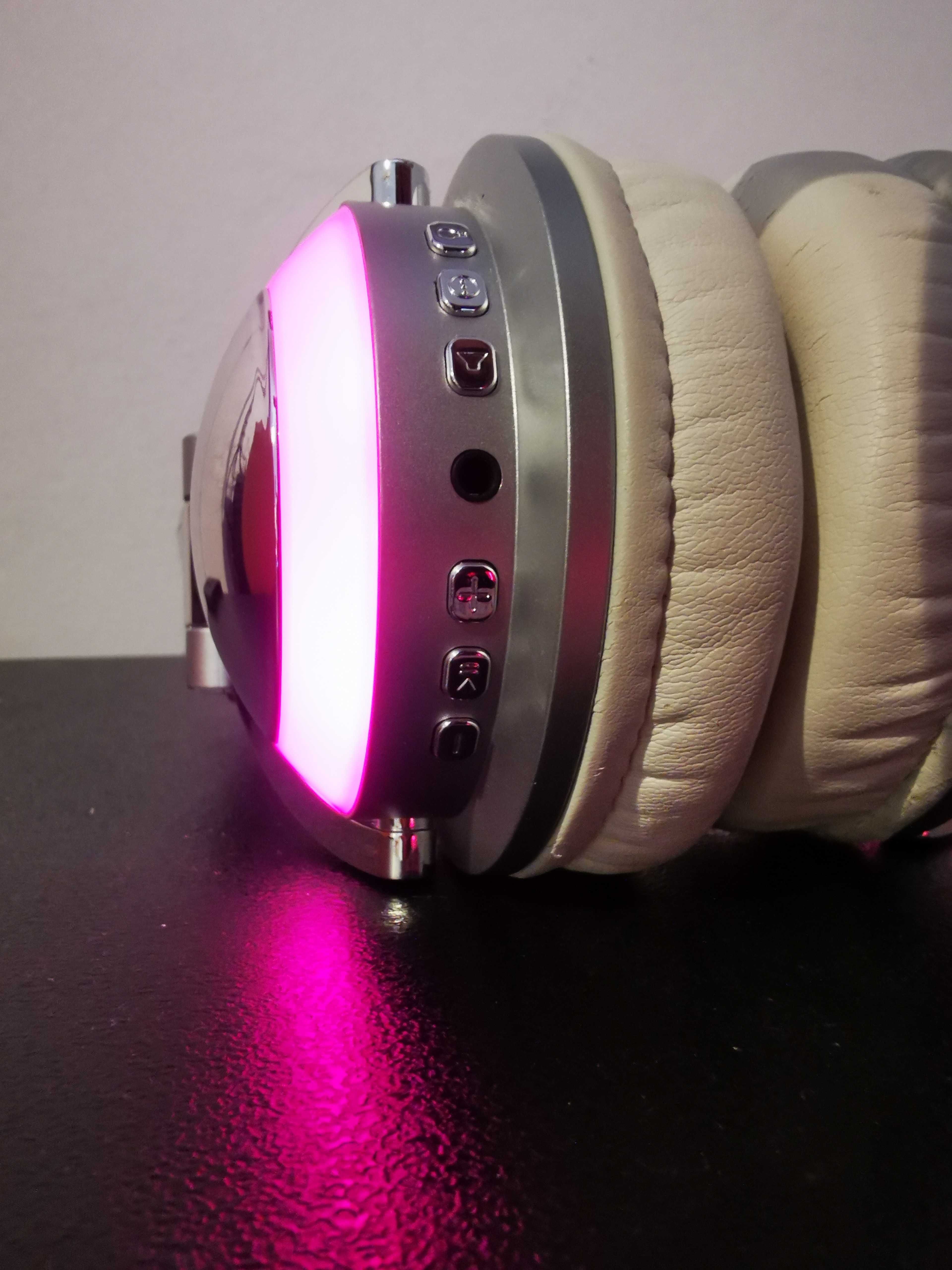 HEADPHONES CATHEADPHONES bluetooth ou com fio, carregamento usb