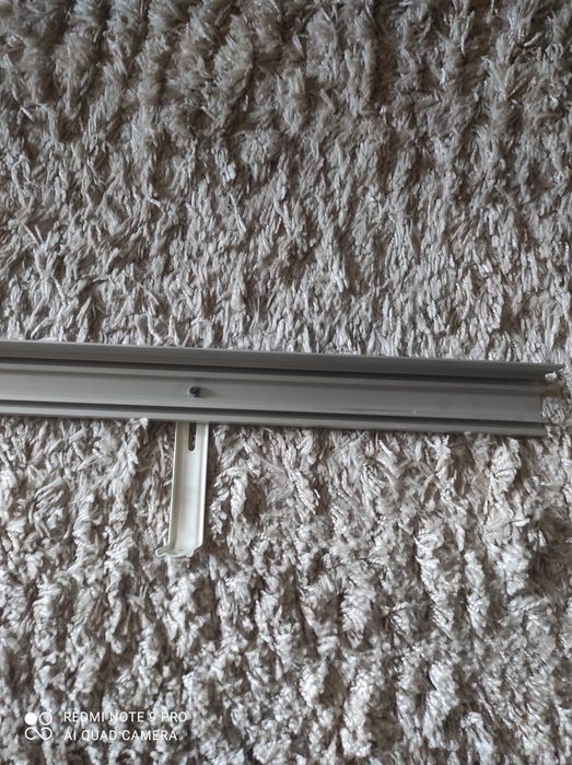 Продам карниз алюминиевый