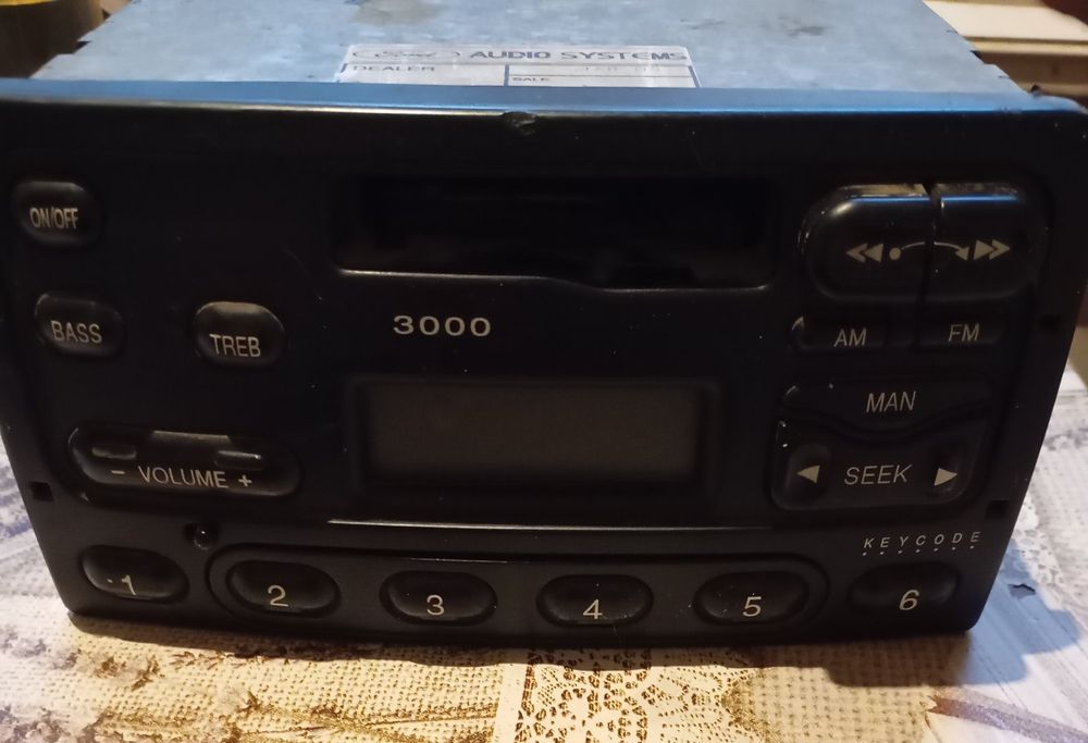 Автомагнитола две штуки