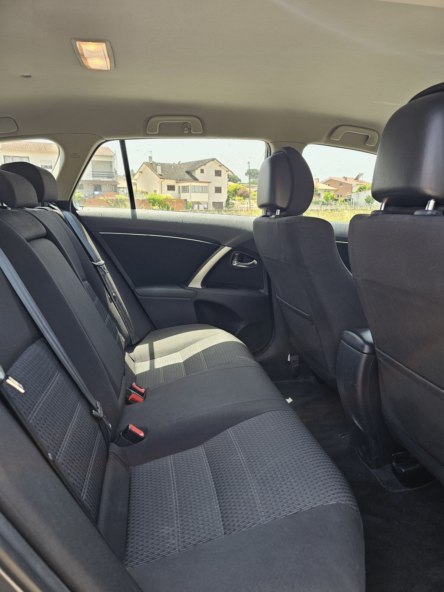 Toyota Avensis 2.0 D4D