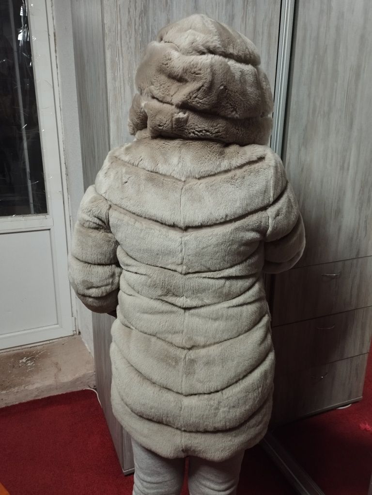 Продам шубку стриженый енотик