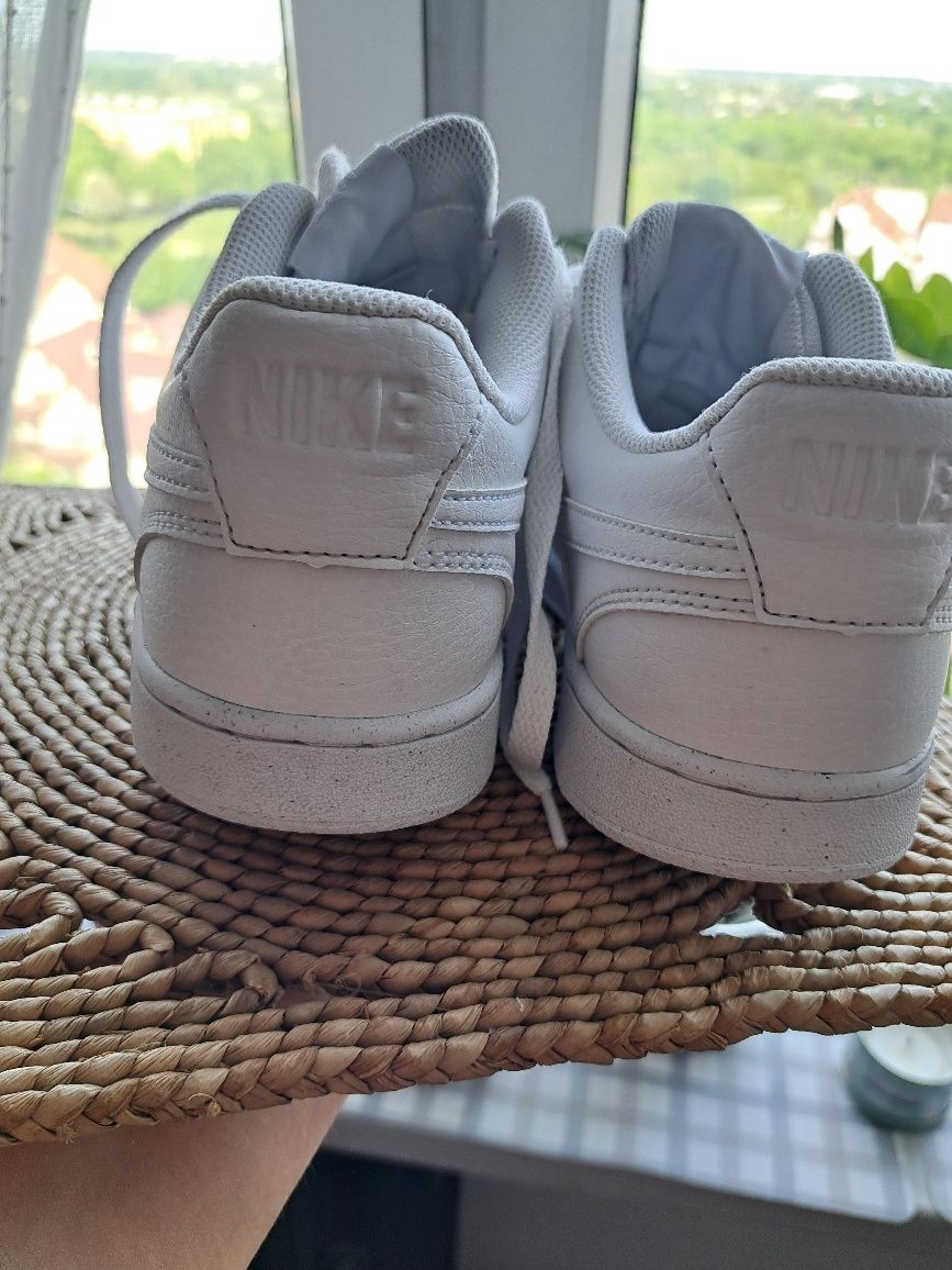 Buty nike unisex białe 41