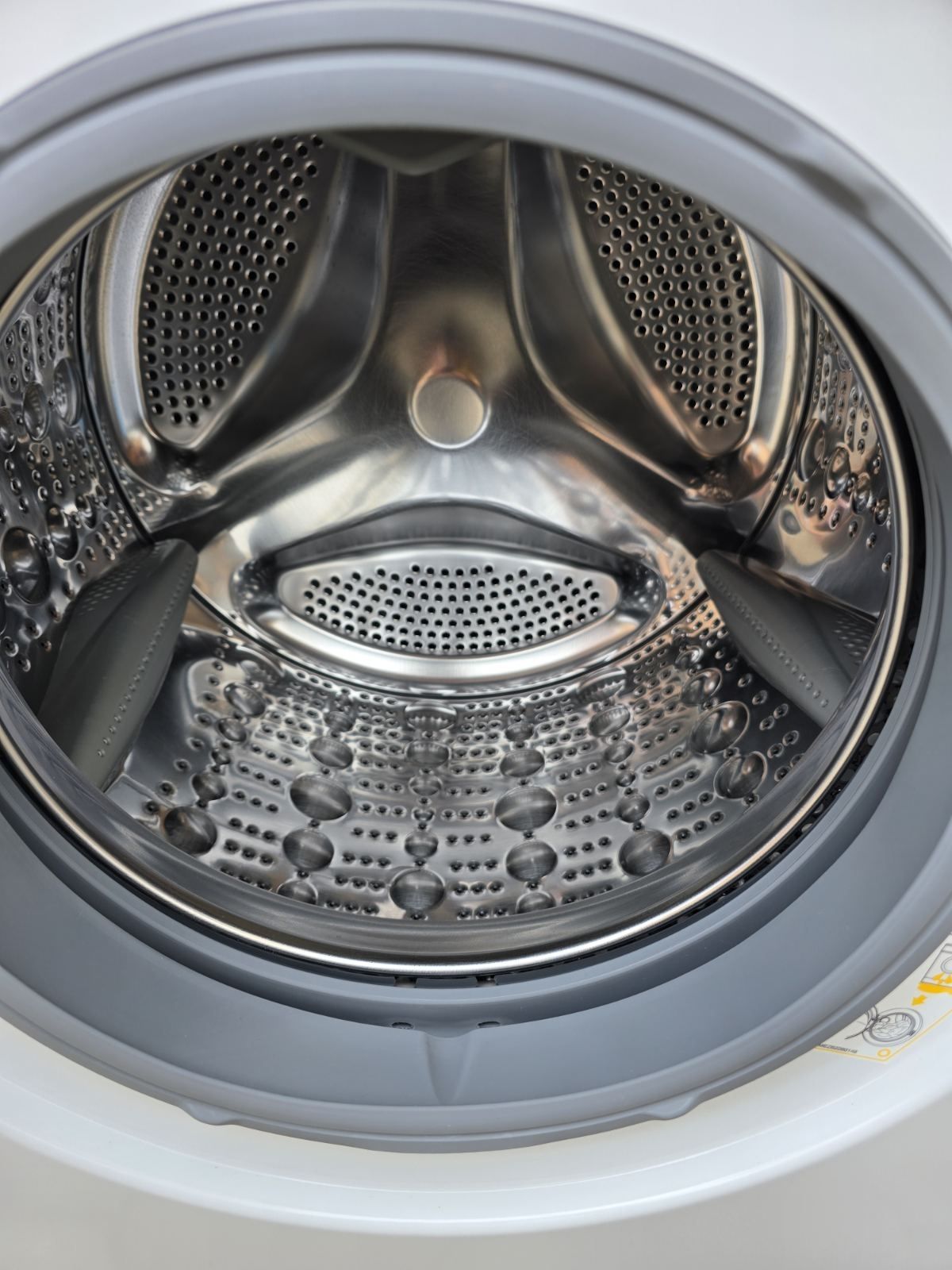 Пральна машина LG DirectDrive на 7кг  F1496QD1H