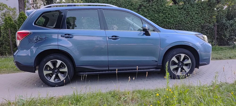 Subaru Forester 2.0 benzyna automat 4x4 po lift