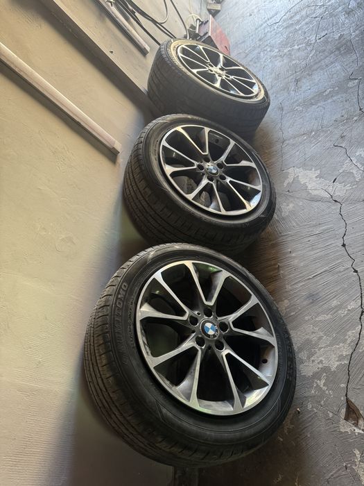 Диски резина BMW Ф15 255 50 r19