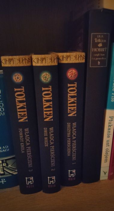 Tolkien władca pierścieni i hobbit