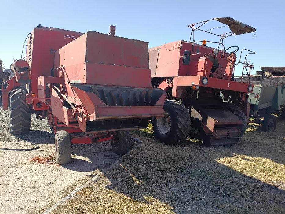 Kombajn zbożowy silnik bizon international 6.New Holland