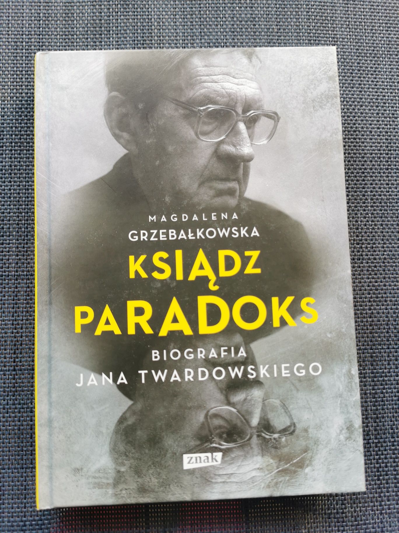 Magdalena Grzebałkowska - "Ksiądz Paradoks" - biog. Jana Twardowskiego