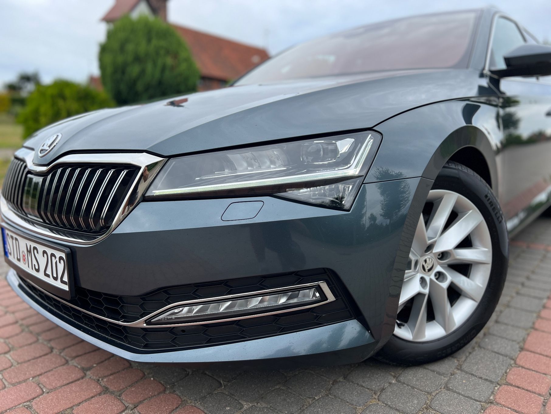 Skoda Superb Virtual kokpit matrix piękna POLECAM