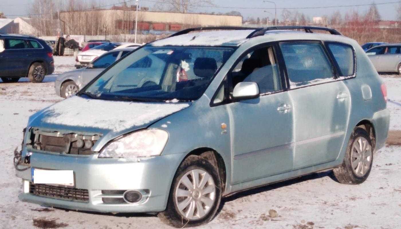 Toyota Avensis Verso 2.0 D4D 1CD-FTV Części