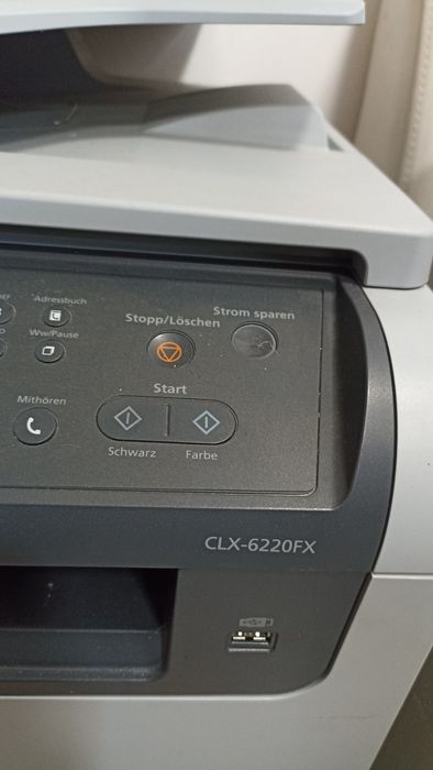 Принтер МФУ. Samsung  6220. Б/в. Включаеться ,друкує але розмито.