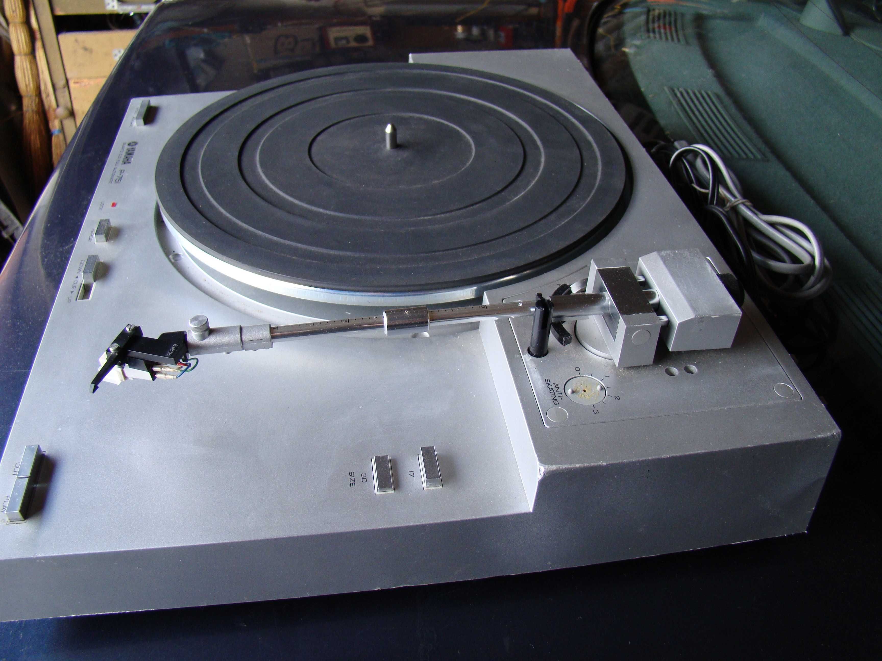 Проигрыватель автомат YAMAHA Stereo Turntable System P-751 (Japan)