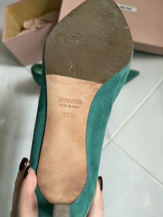 Яскраві туфлі MIU MIU оригінал