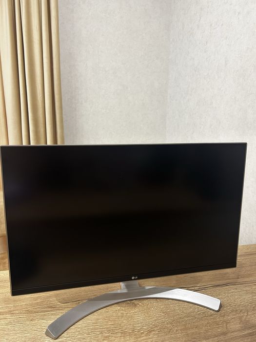 (РЕЗЕРВ) Монитор LG 27UD88-W 4K, IPS, USB-C, 3840x2160