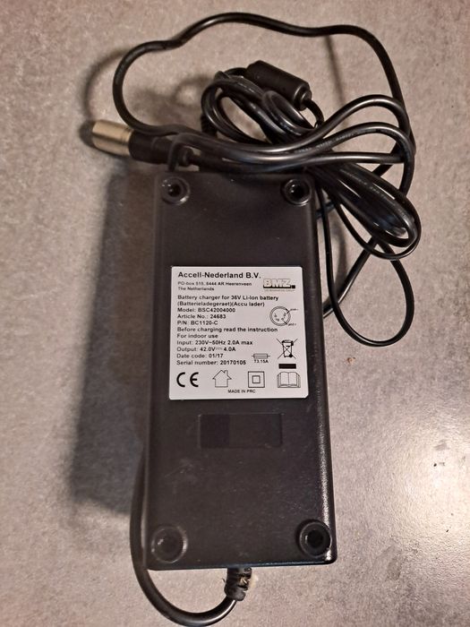 Ładowarka do roweru elektrycznego