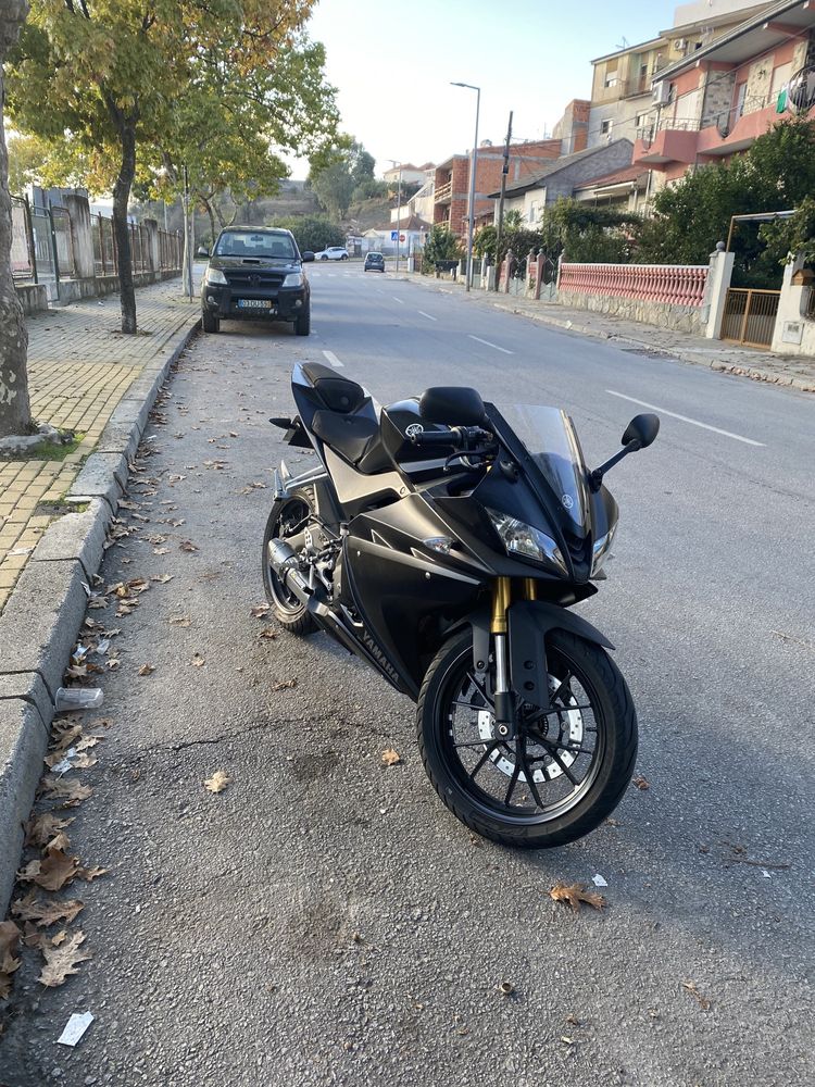 Yamaha Yzf R125 (poucos Kms)