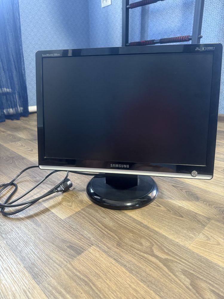 Монитор Samsung SyncMaster 206 BW