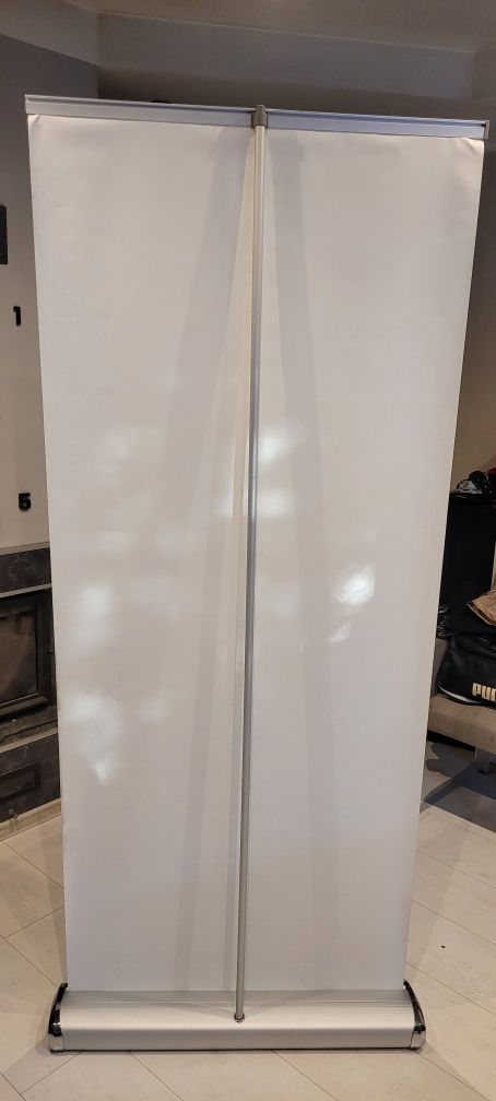 Stojaki reklamowe roll- up kaseta