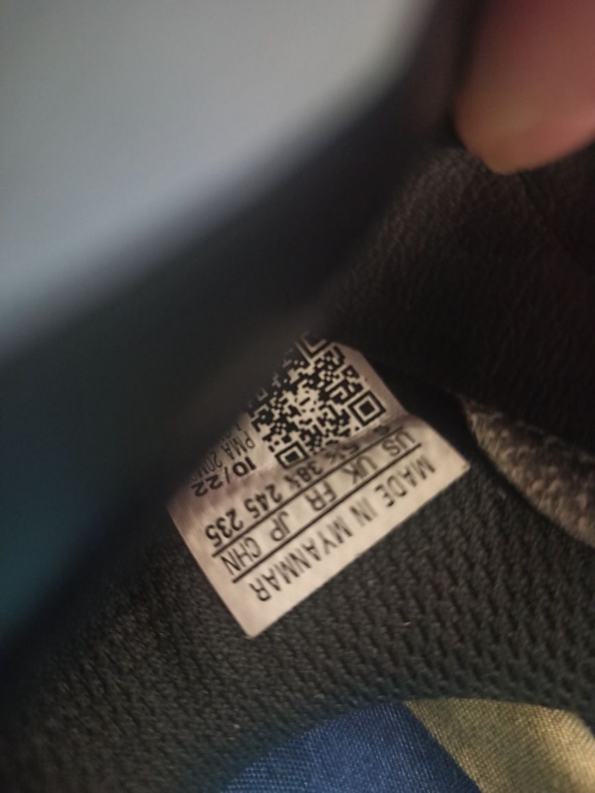Halówki firmy adidas