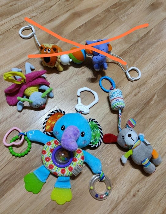 Игрушки подвесные на коляску или в кроватку,игрушка+гирлянда