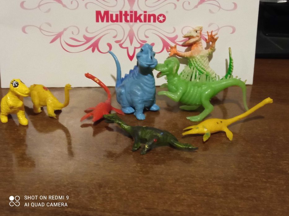 Figurki dla dzieci Dinozaury mini