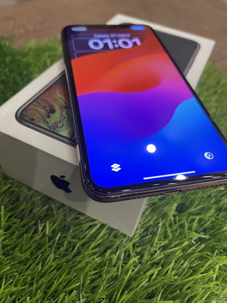 Айфон Xs Max  256 ГБ