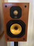 Colunas Monitor Audio