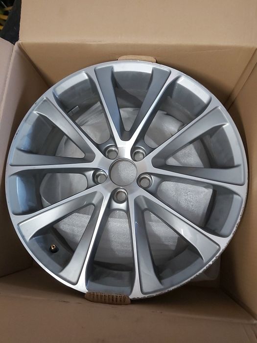 Felgi VOLVO 19 7,5Jx19